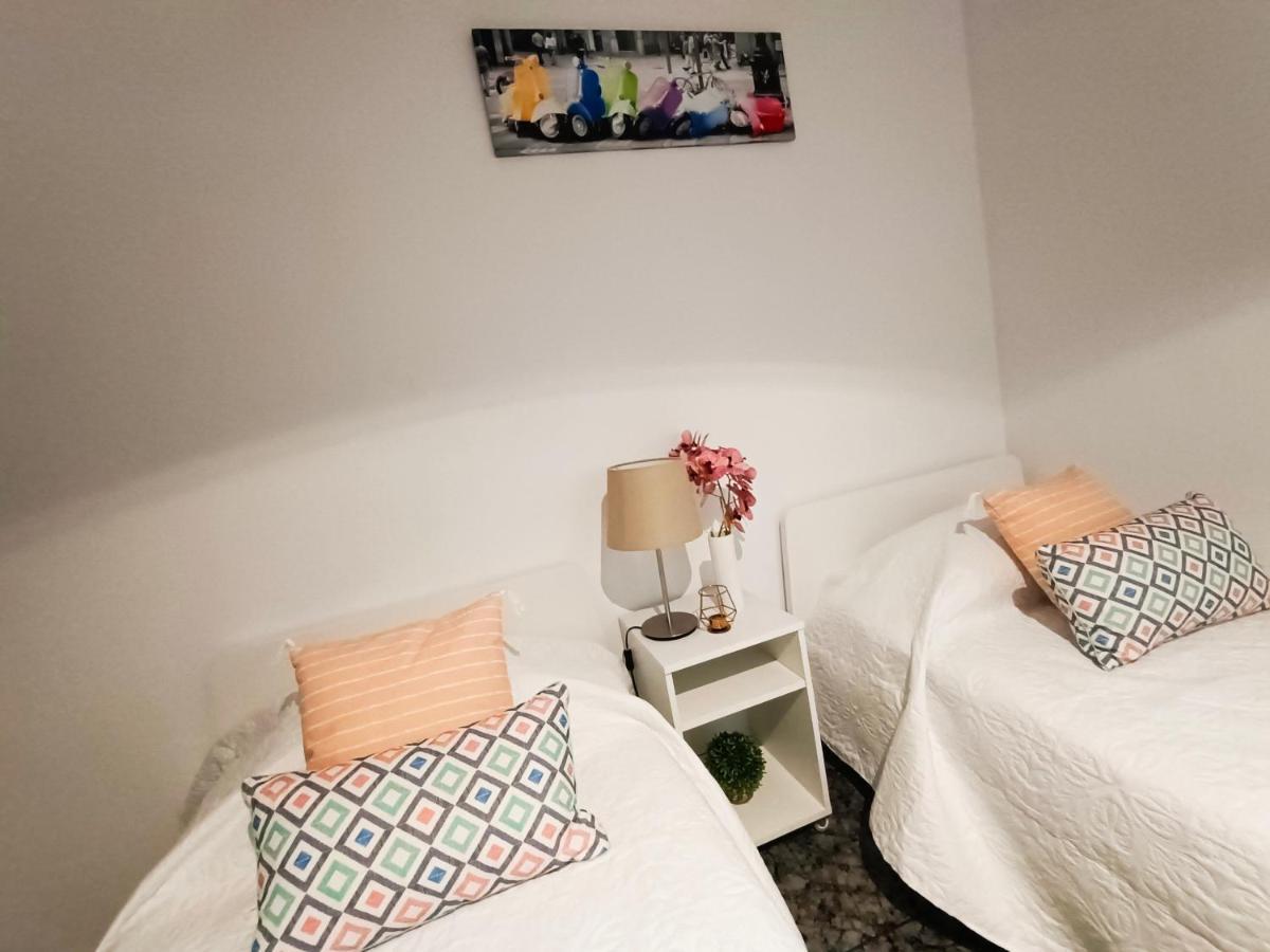 By Plaza Urquinaona Rooms Barselona Dış mekan fotoğraf